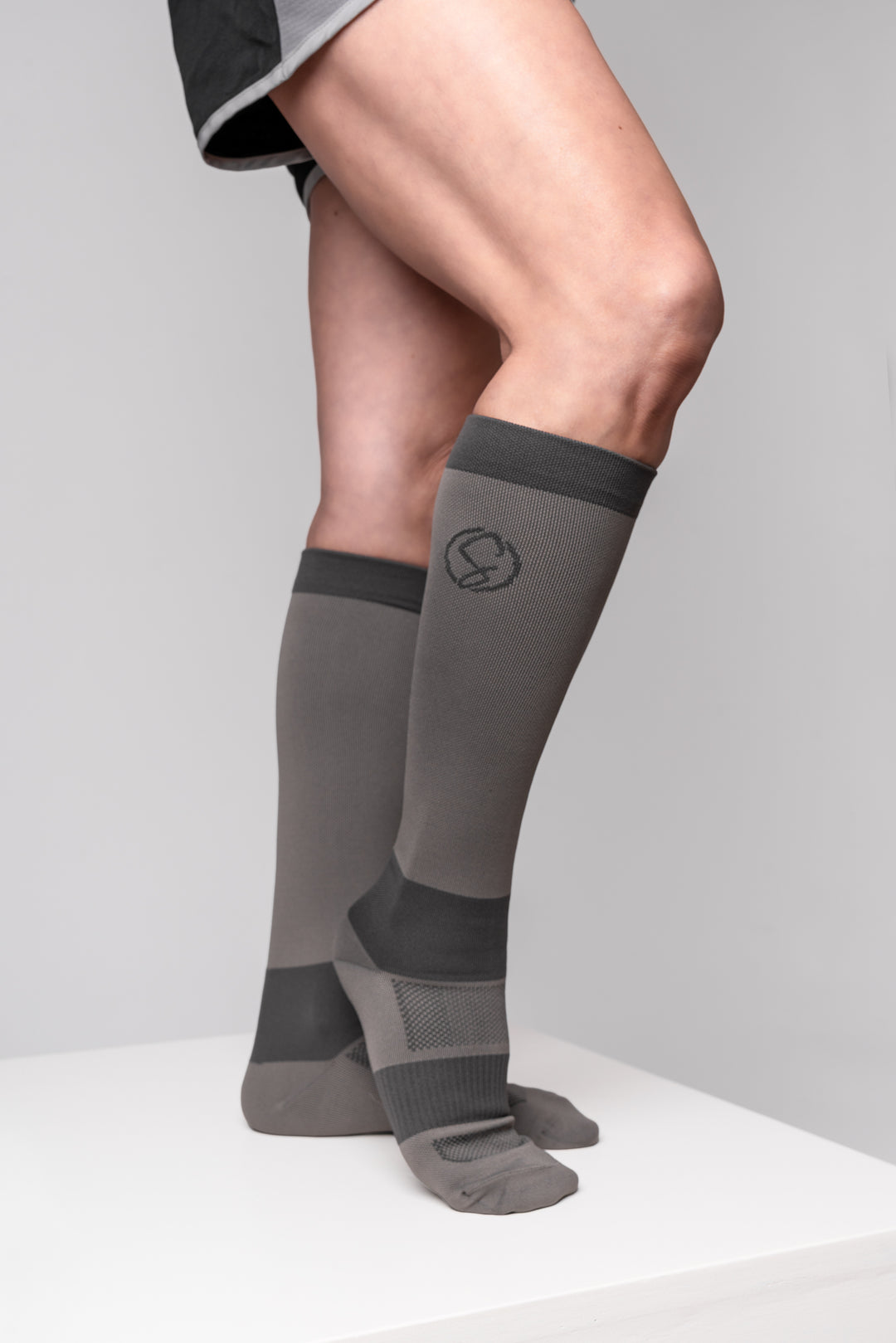 Knee High Compression Socks for Men & Women – Circulation Support, Athletic & Travel, Running, Gray